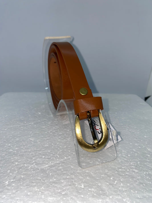 COF26092 - Correa delgada de cuero indio para dama marca Forbro