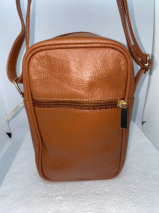 WPC40 - Wallet porta celular de cuero graso modelo nuevo marca Quality Leather