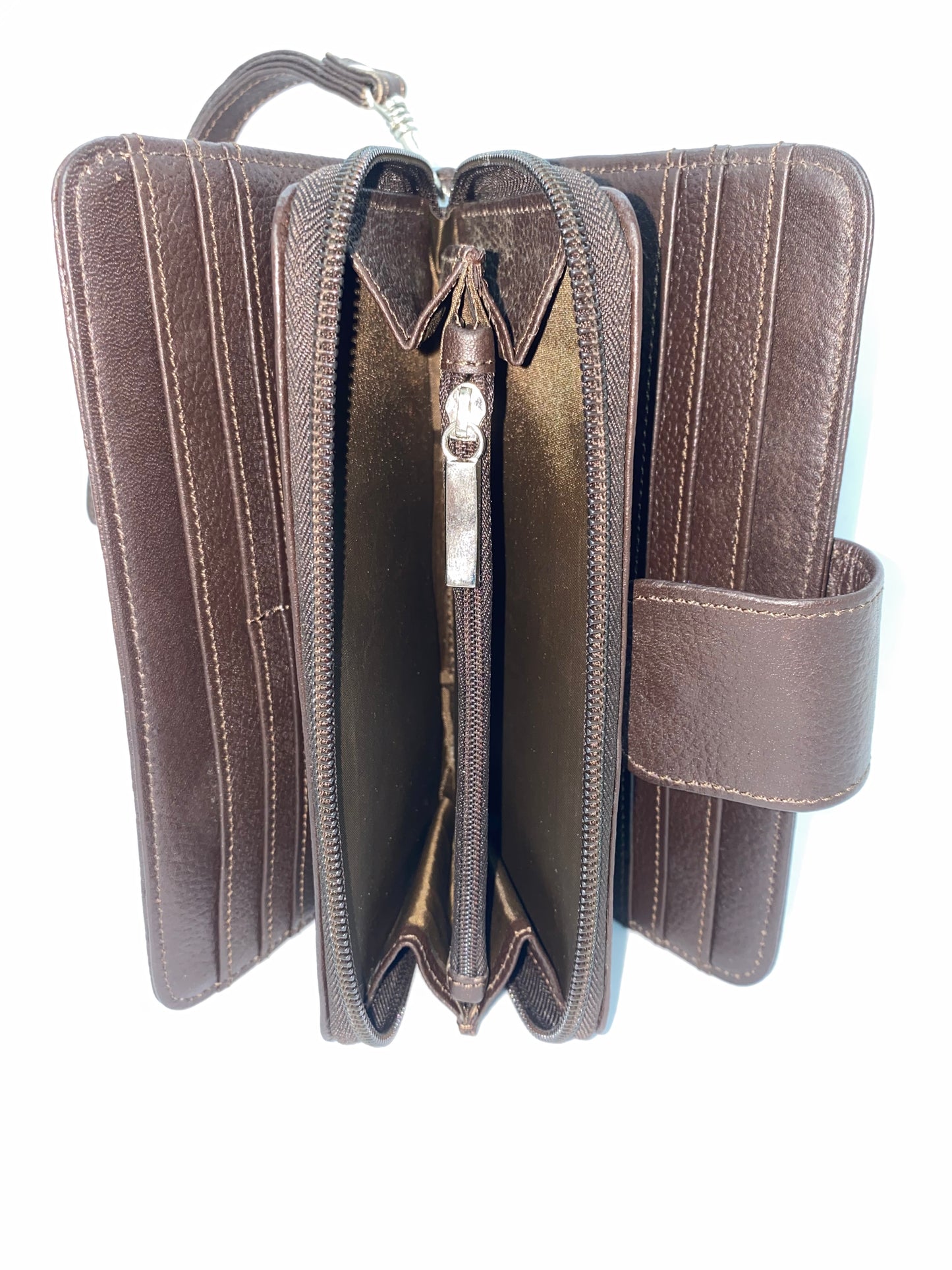 W303 - Wallet de cuero para dama marca Velez