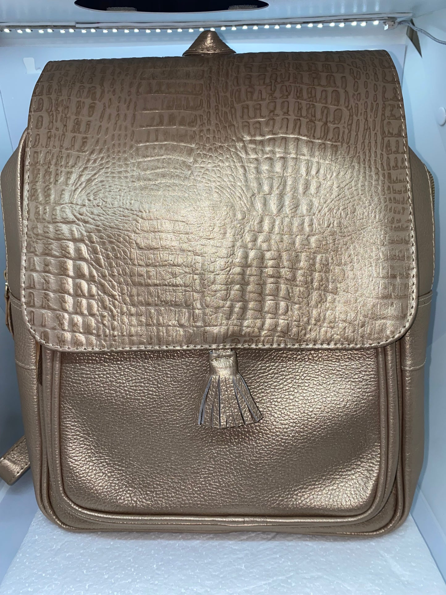 MD85 - Mochila de cuero Graso para dama marca Quality Leather