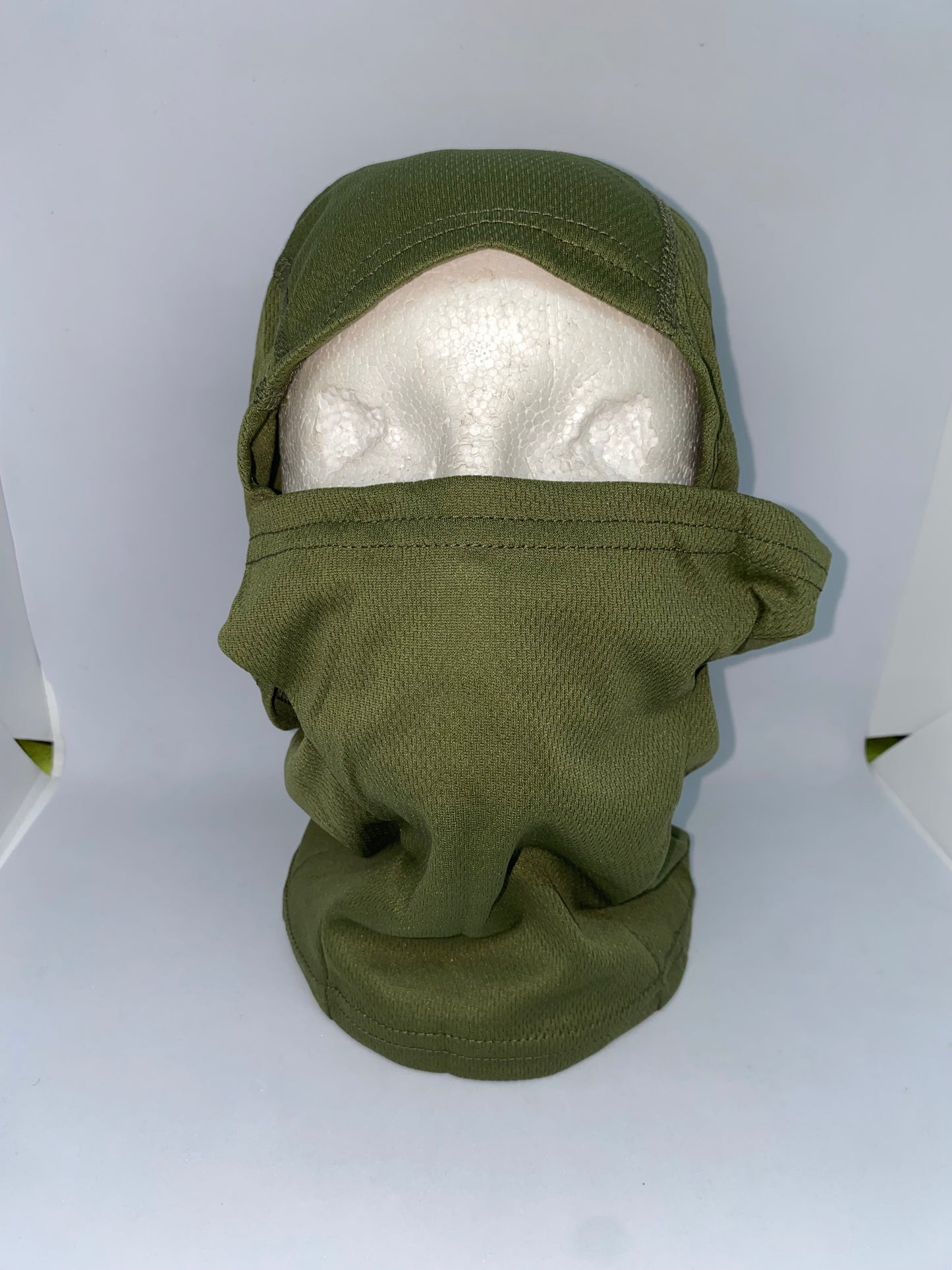 PM10 - Pasa montañas, Balaclava tipo militar