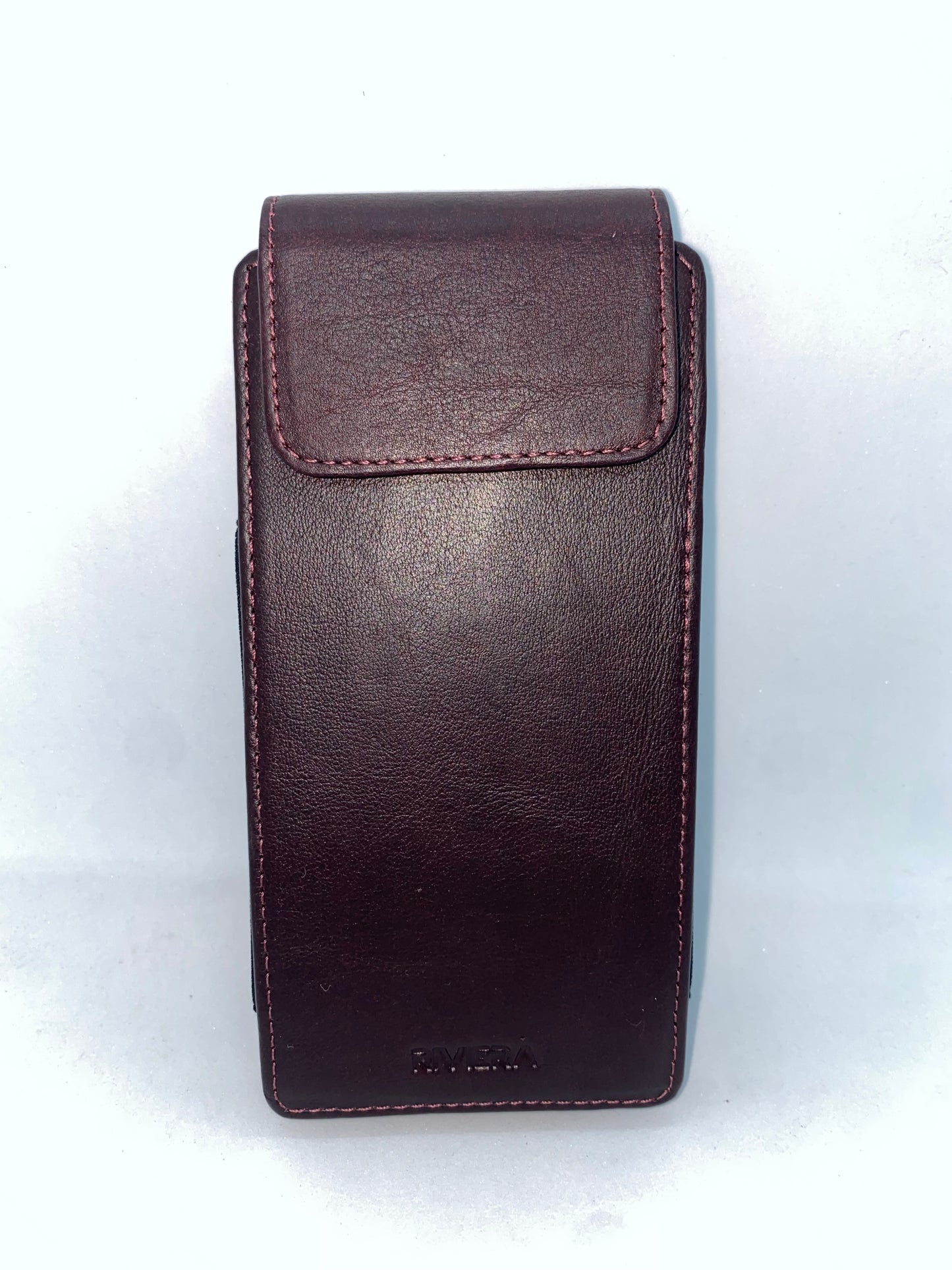 PC25V - Porta celular de cuero marca riviera vertical