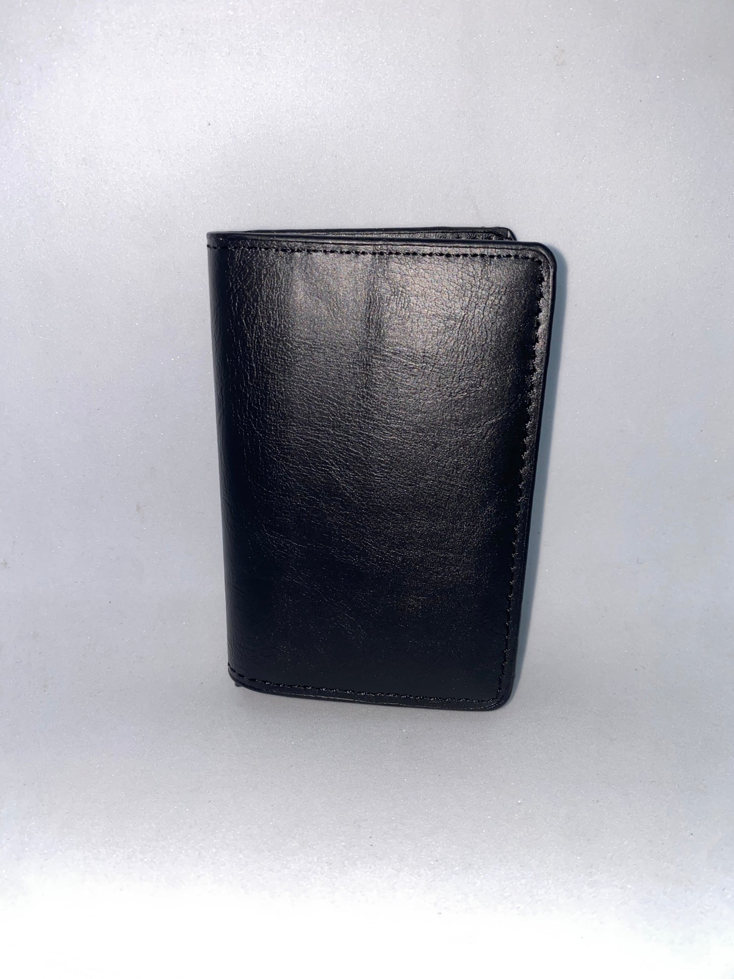 T223 - Tarjetero de cuerina con protección RFI