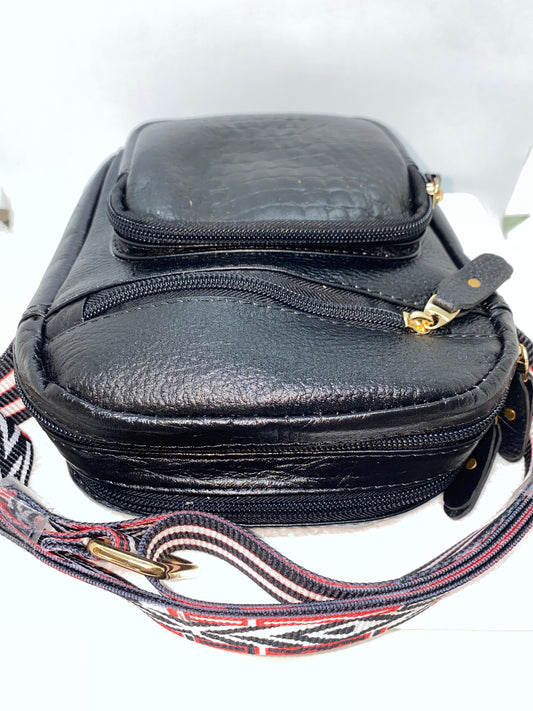 CR48 - Carrielito de cuero para dama tipo Riata