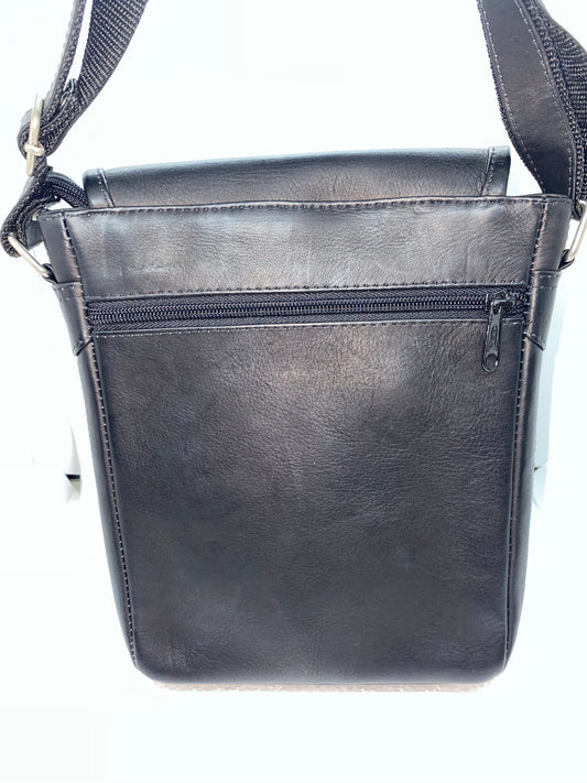 C312 - Carriel de cuero Tula mediano marca Quality Leather