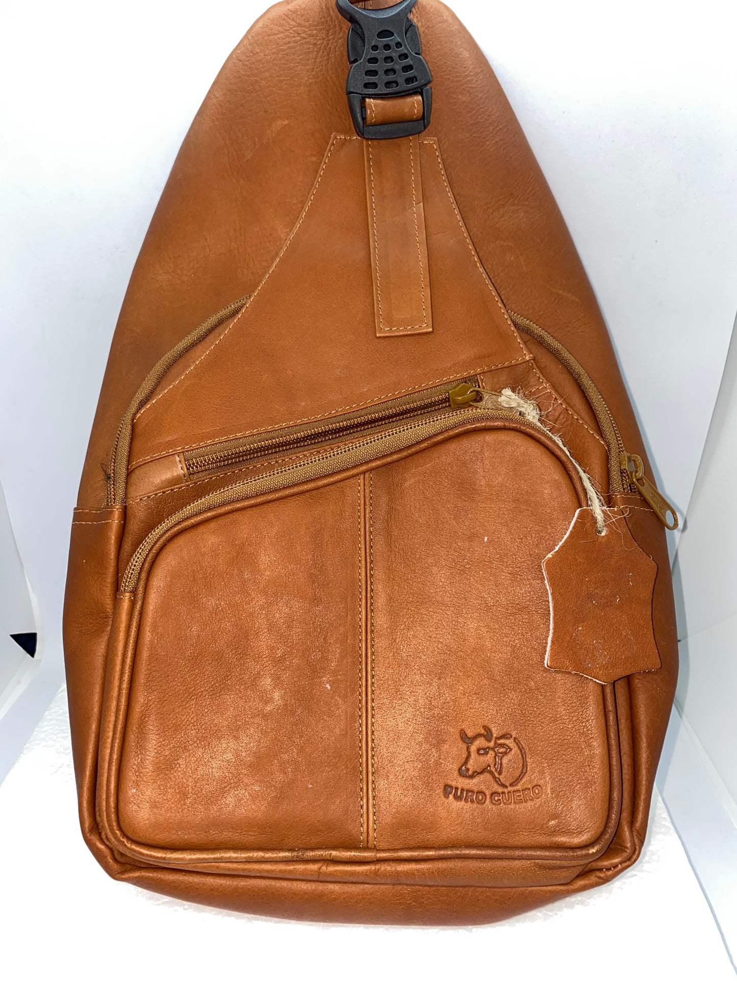 P340 - Pechera de cuero tula grande marca Puro Cuero