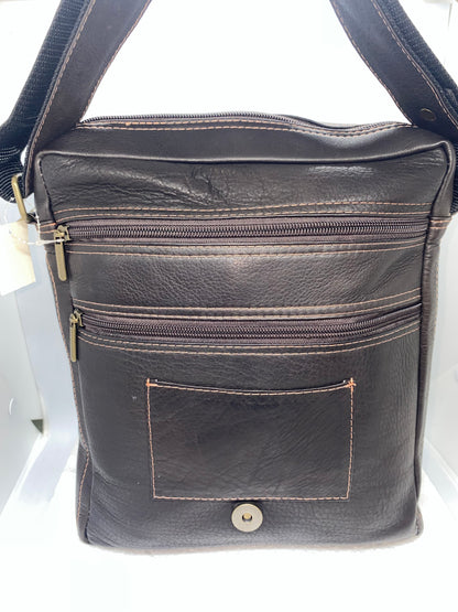 CAS40 - Carriel de cuero Tula Marca Quality Leather de Alba