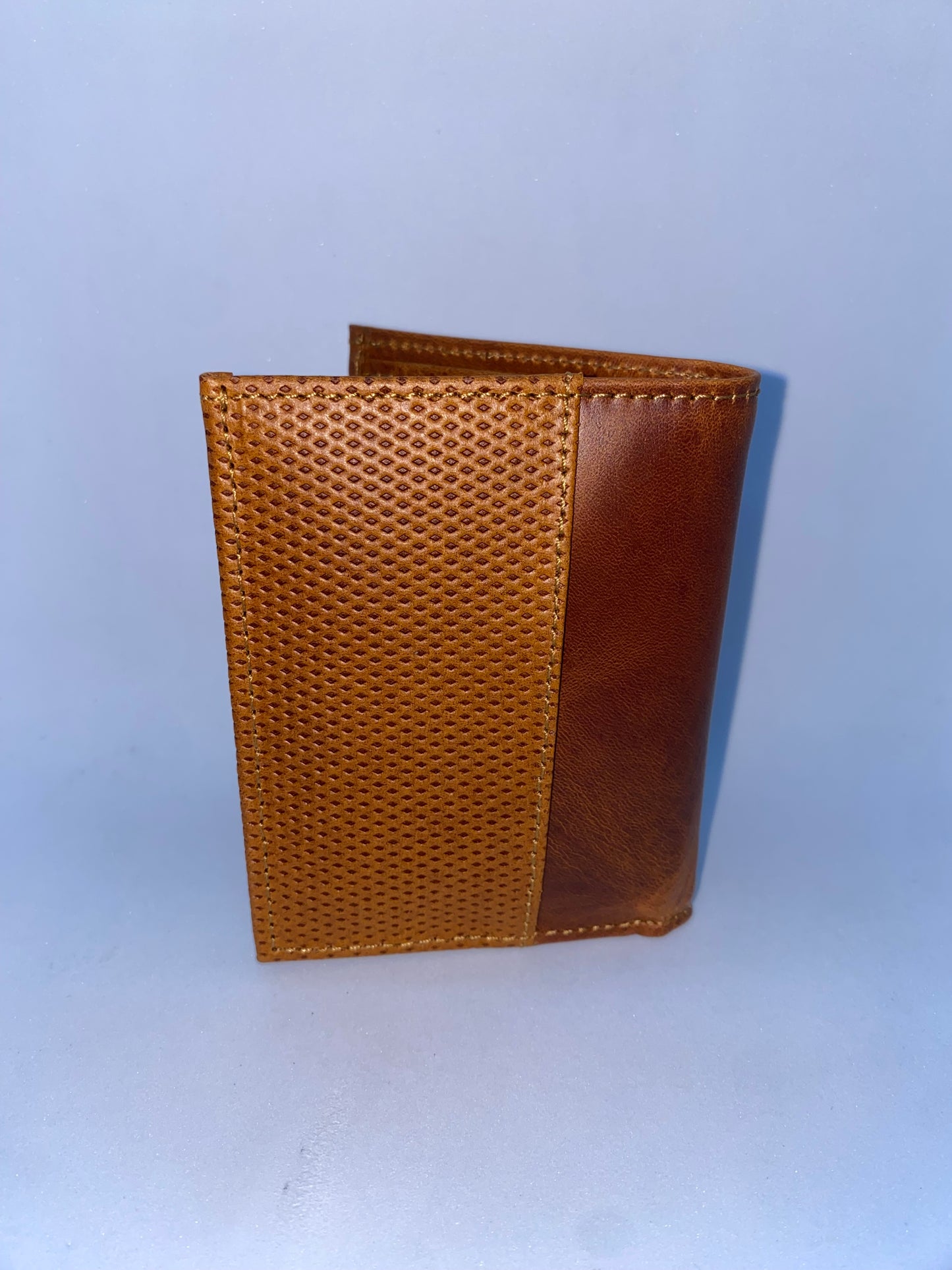 T533 - Tarjetero de cuero Graso marca Quality