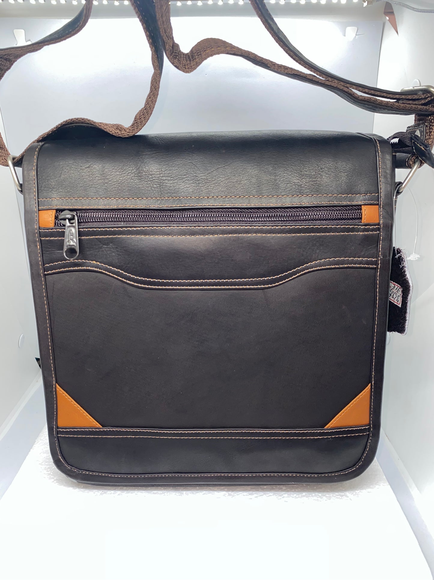 C316 - Carriel de cuero Tula grande marca Quality Leather