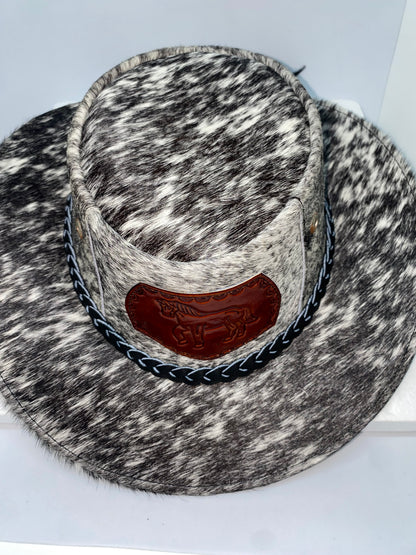 SCP40 - Sombrero de cuero con pelo marca quality