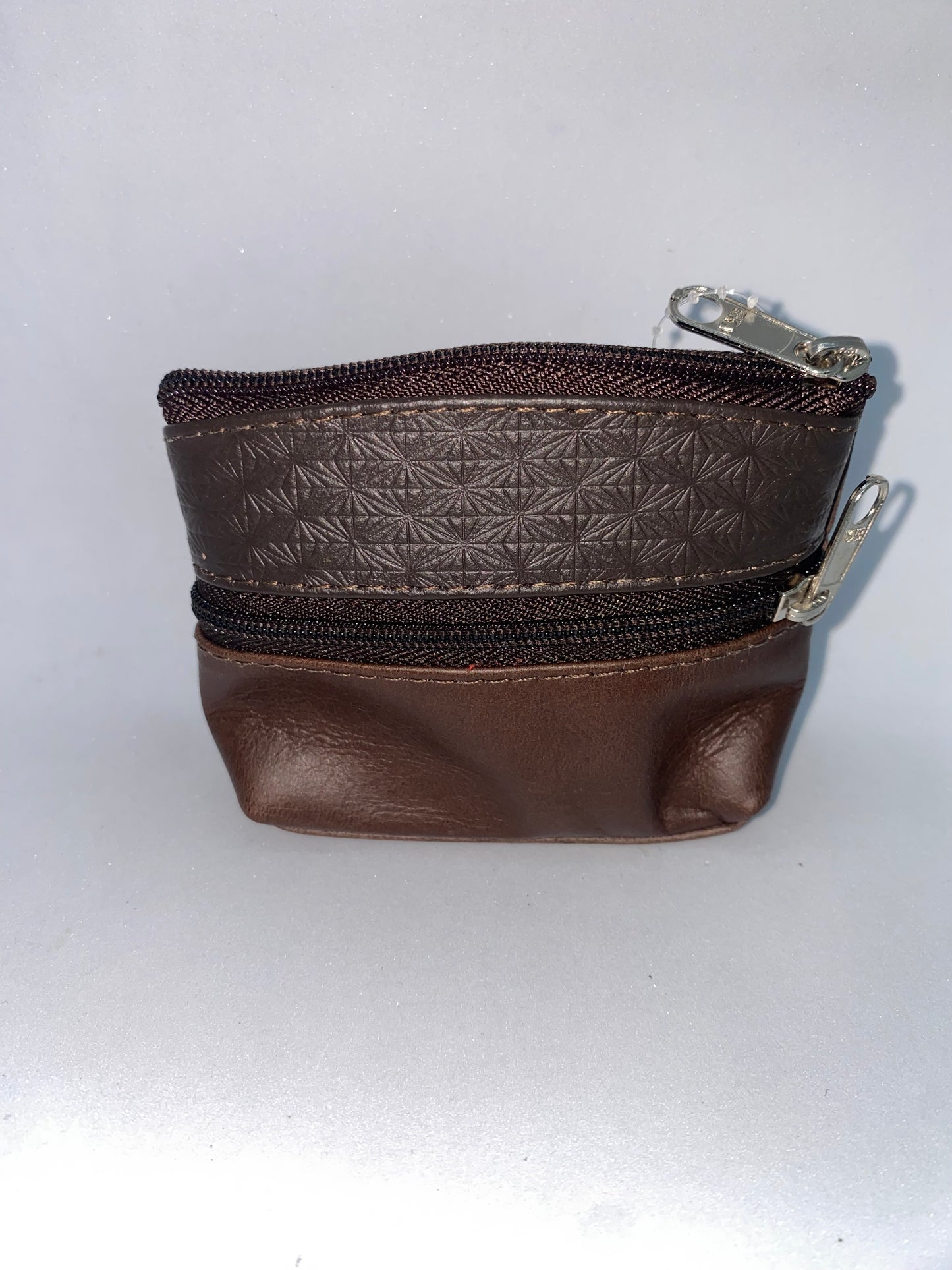 MQ10 - Monedero de cuero liso marca Quality Leather