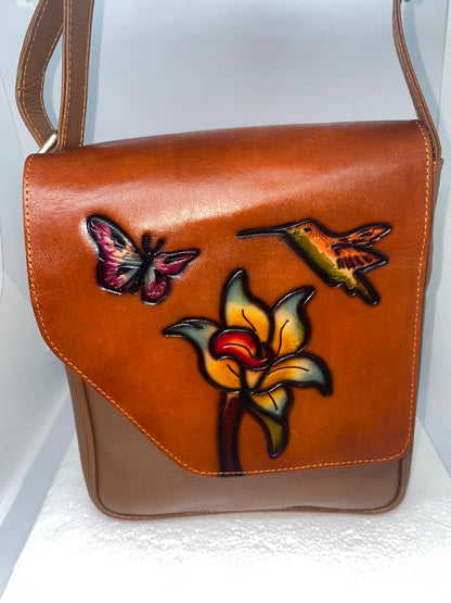 CP45 - Carriel de cuero para dama con diseño marca Quality Leather