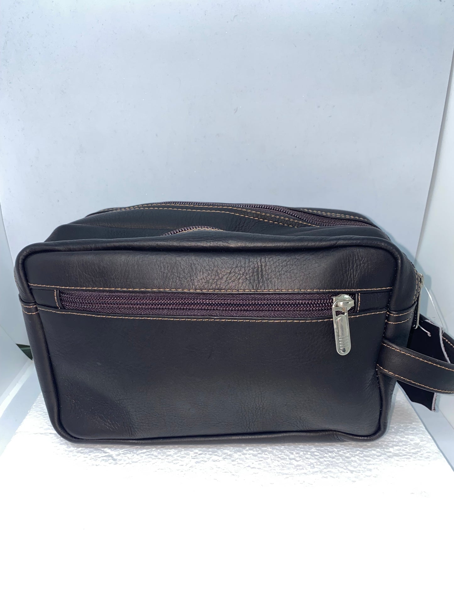 MN328 - Manicartera de cuero Tula marca Quality Leather