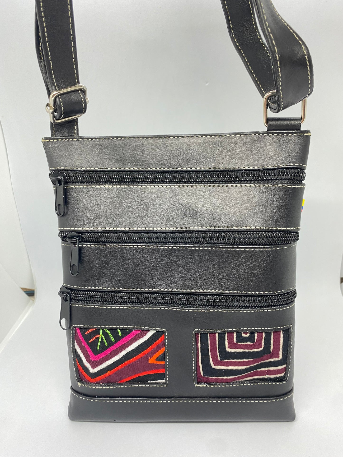 BM40 - Bolso Mola de cuero Tala marca Quality