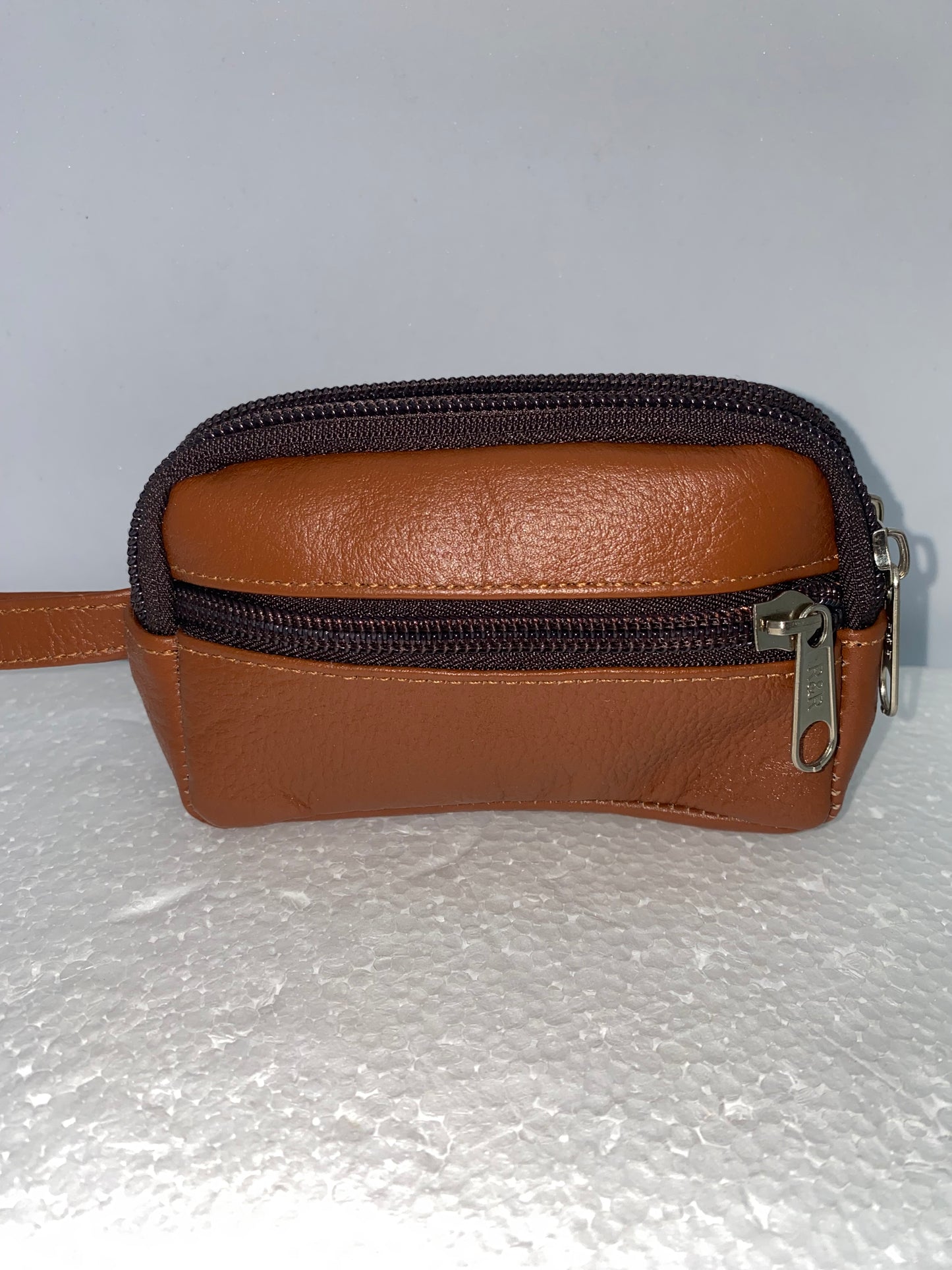 MD12 - Monedero para dama de cuero Graso con muñequera