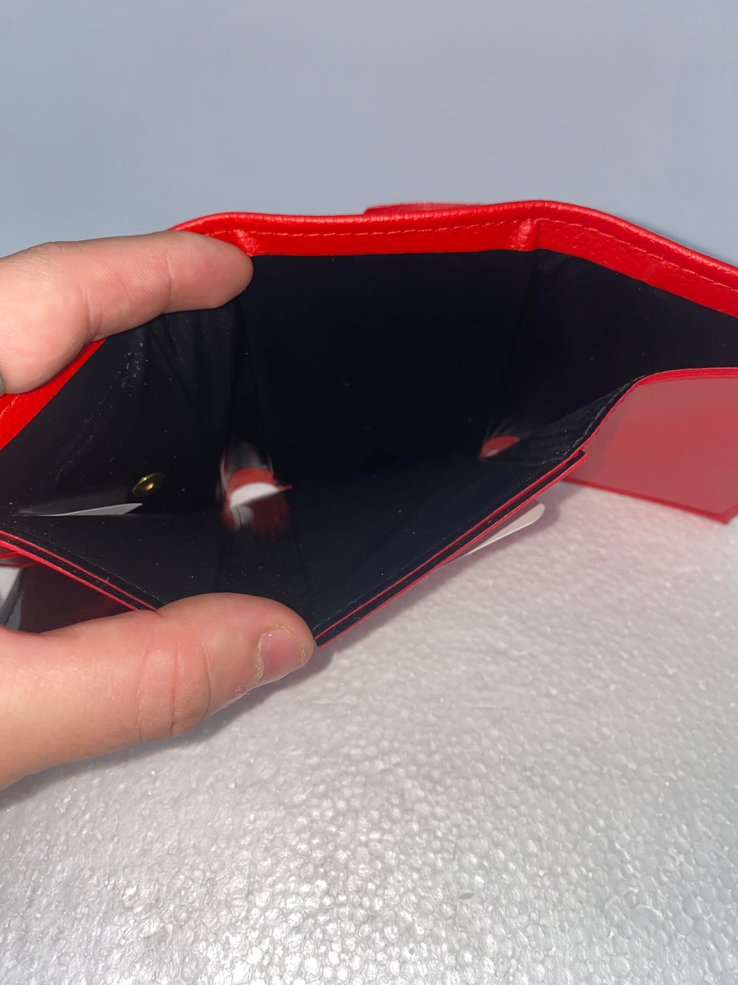 W7263 - Wallet sintética para dama pequeña Marca Riviera