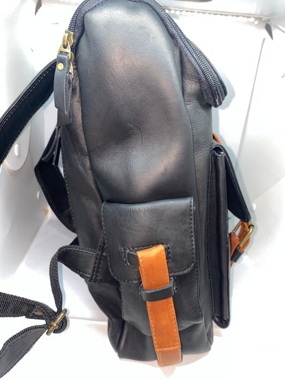 ME90 - Mochila de cuero Tula tipo scout marca Quality Leather