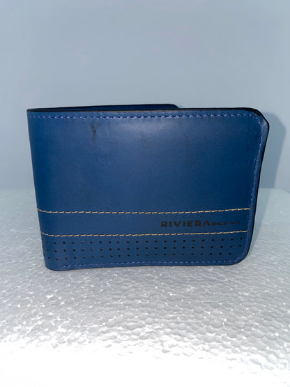 B6434 - Billetera de cuero marca riviera con protección RFI