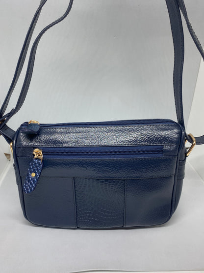 BT45 - Bolsito de cuero Tala de 3 cierres marca Quality Leather