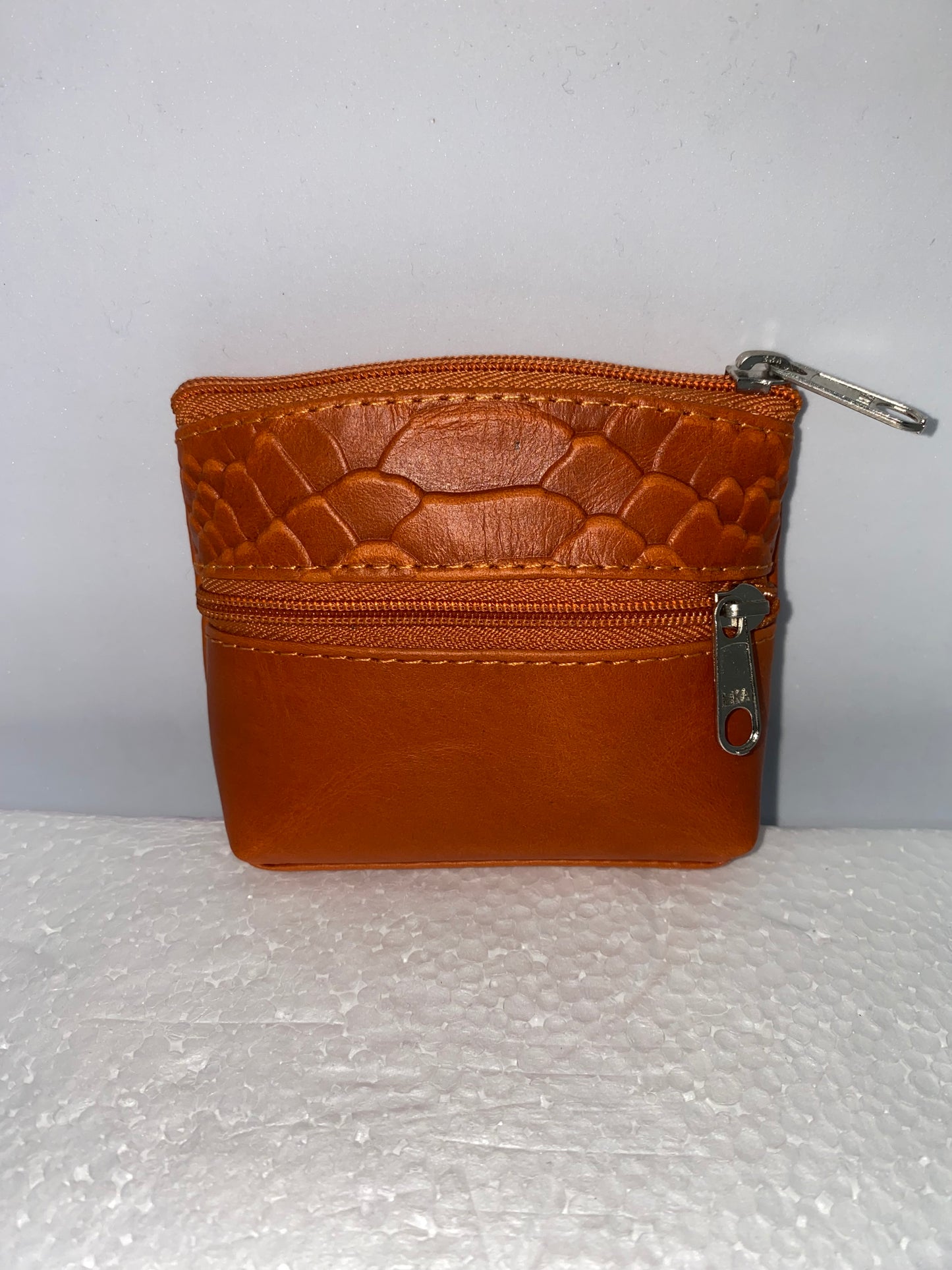 MQ10 - Monedero de cuero liso marca Quality Leather