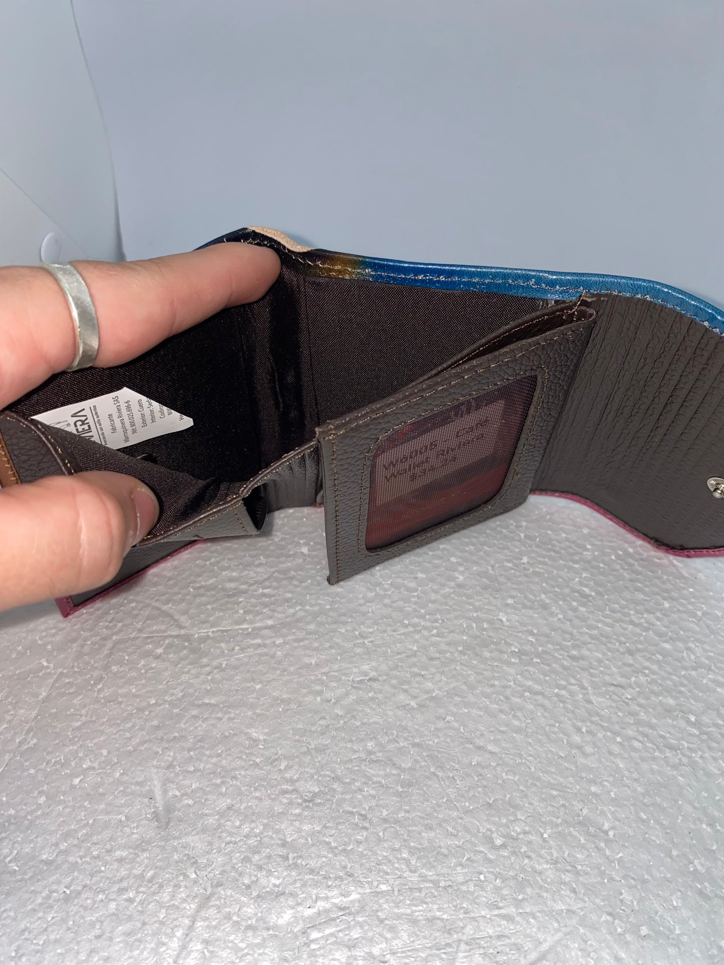 W6005 - Wallet de cuero para dama marca Riviera