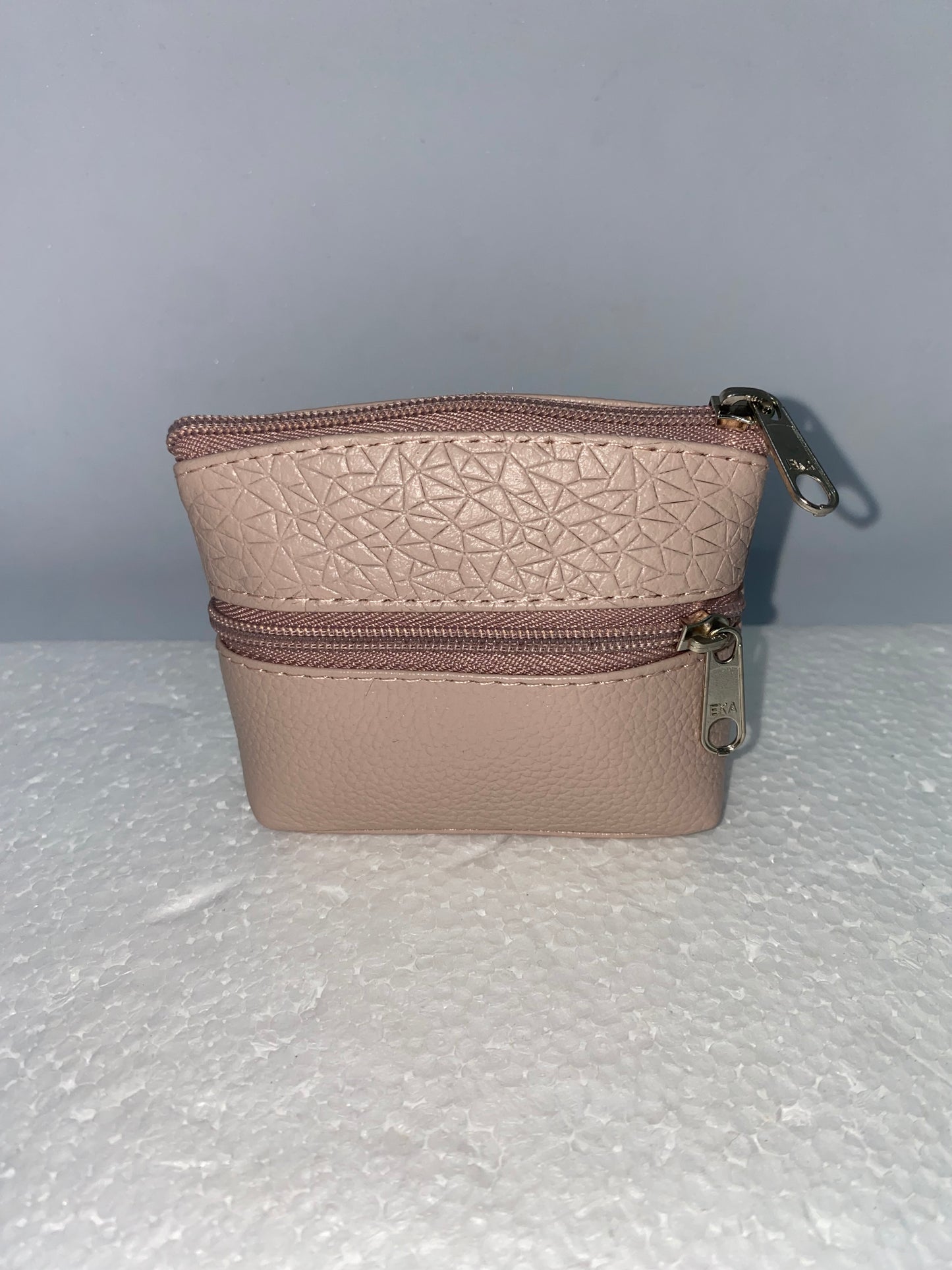 MQ10 - Monedero de cuero liso marca Quality Leather
