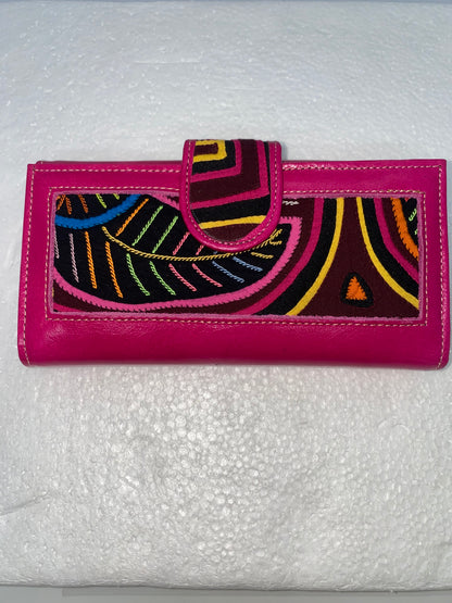 W2009 - Wallet de cuero para dama con mola
