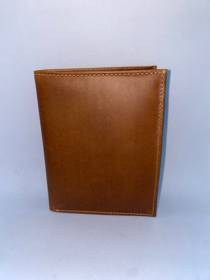 PP538 - Tarjetero porta pasaporte de cuero Graso marca Quality Leather