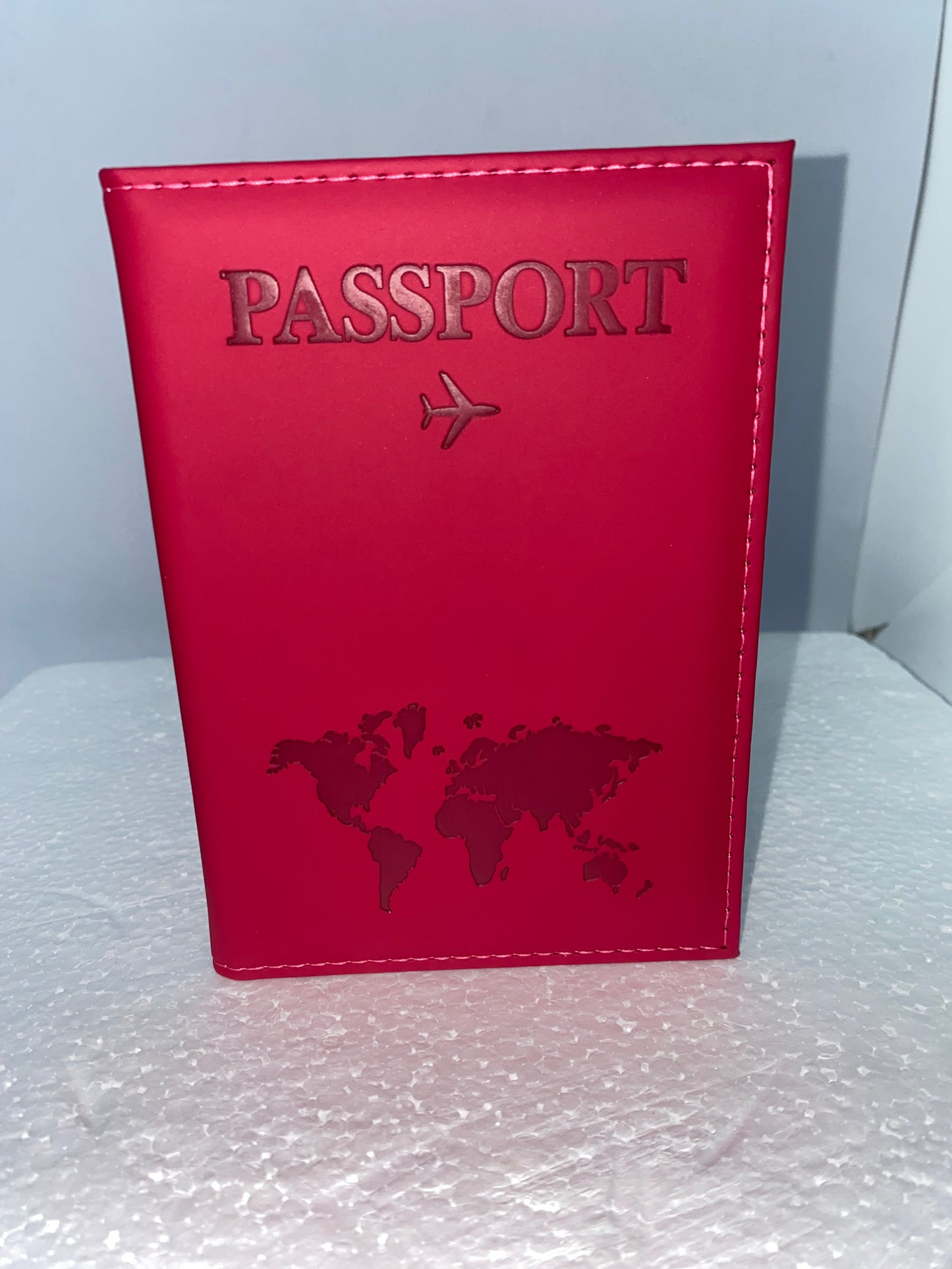 PP5 - Porta pasaporte de plastico sencillo