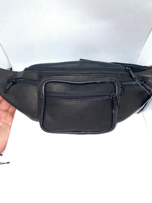 CG215 - Canguro de cuero tula mediana marca Quality Leather