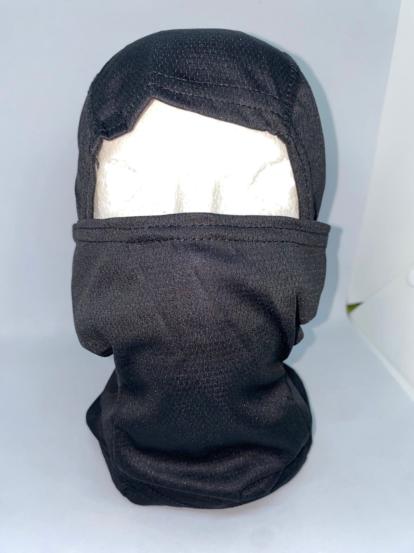 PM10 - Pasa montañas, Balaclava tipo militar
