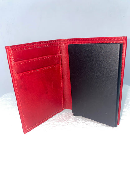 T227 - Tarjetero de cuero Graso con protección RFI marca Quality Leather