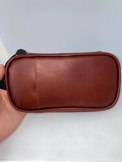 EV25 - Estuche de viaje de cuero y lona marca Riviera