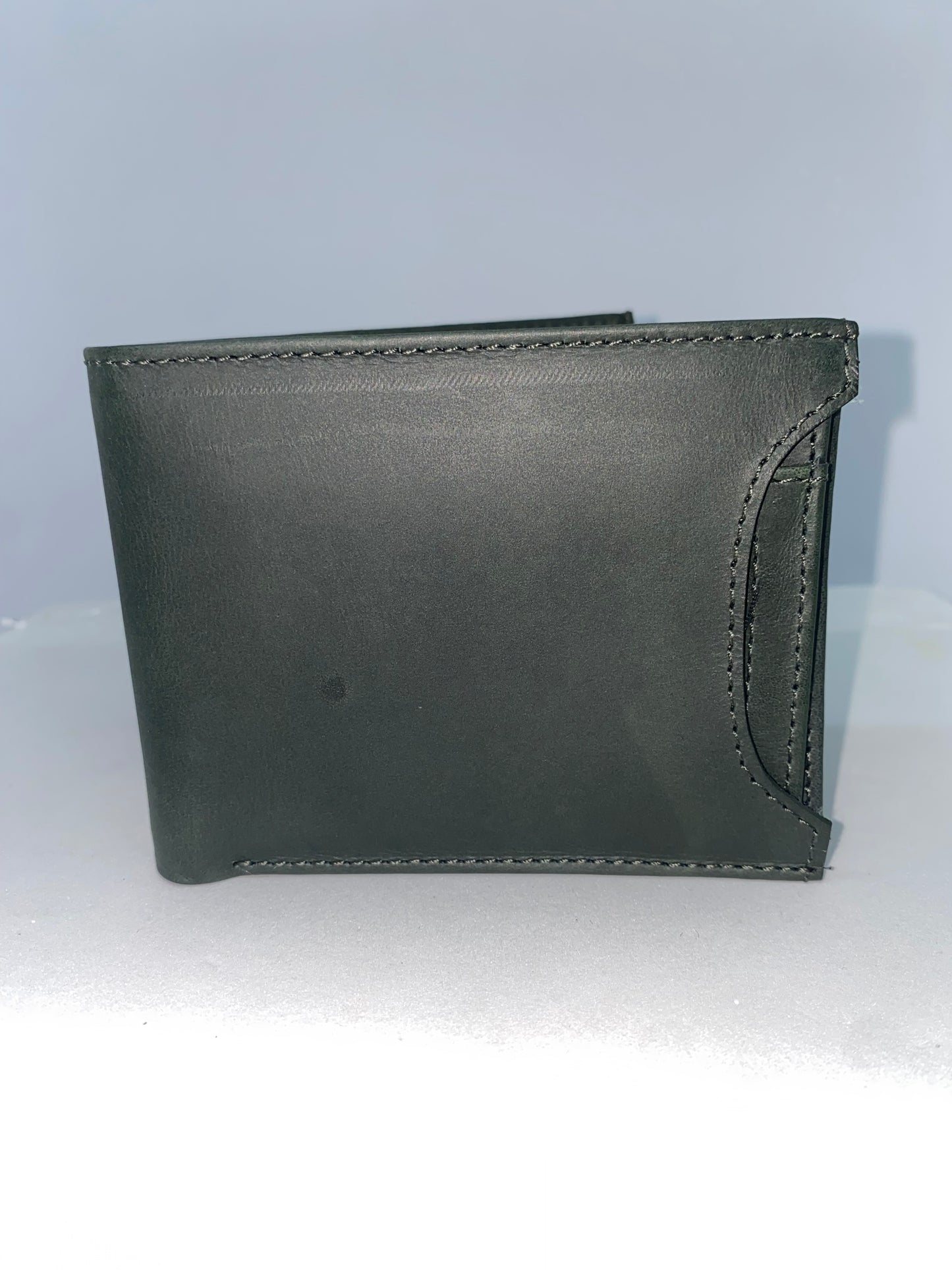 B011 - Billetera de cuero graso marca Quality Leather