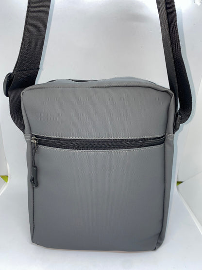 C863 - Carriel Mediano de Lona marca Quality