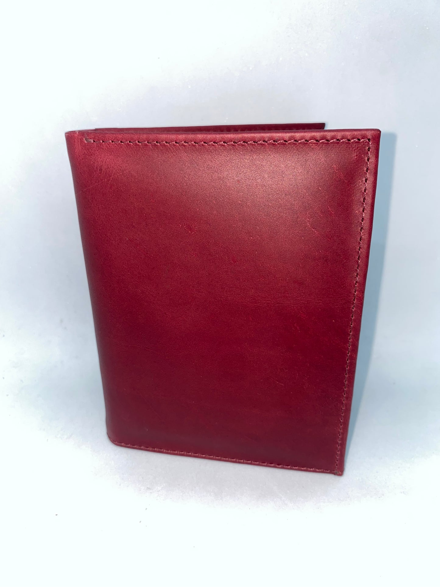 PP538 - Tarjetero porta pasaporte de cuero Graso marca Quality Leather