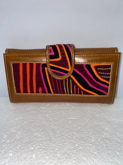 W2009 - Wallet de cuero para dama con mola