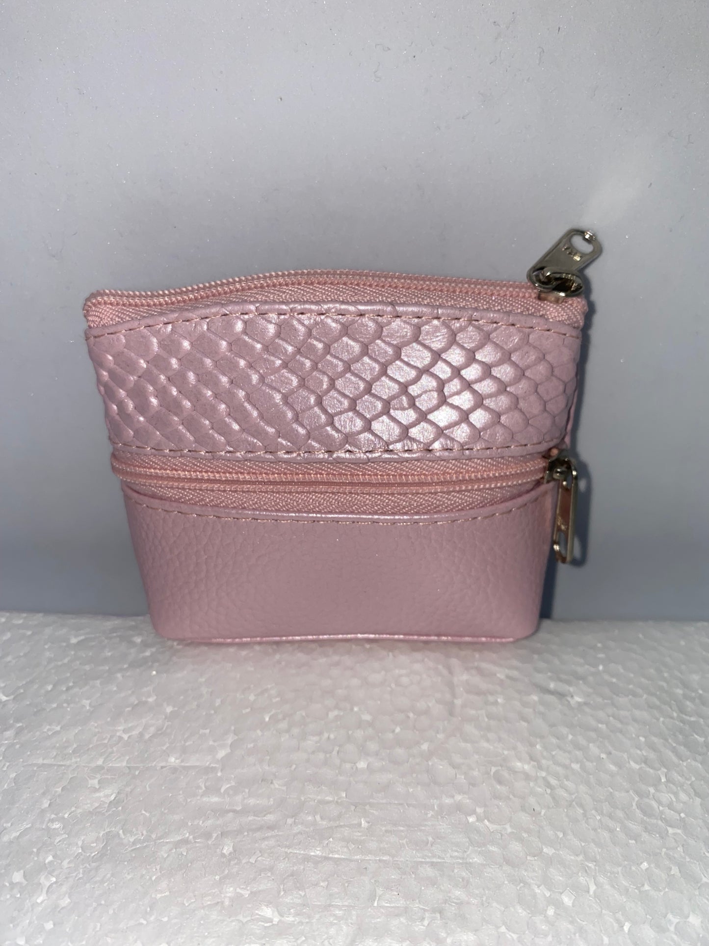MQ10 - Monedero de cuero liso marca Quality Leather