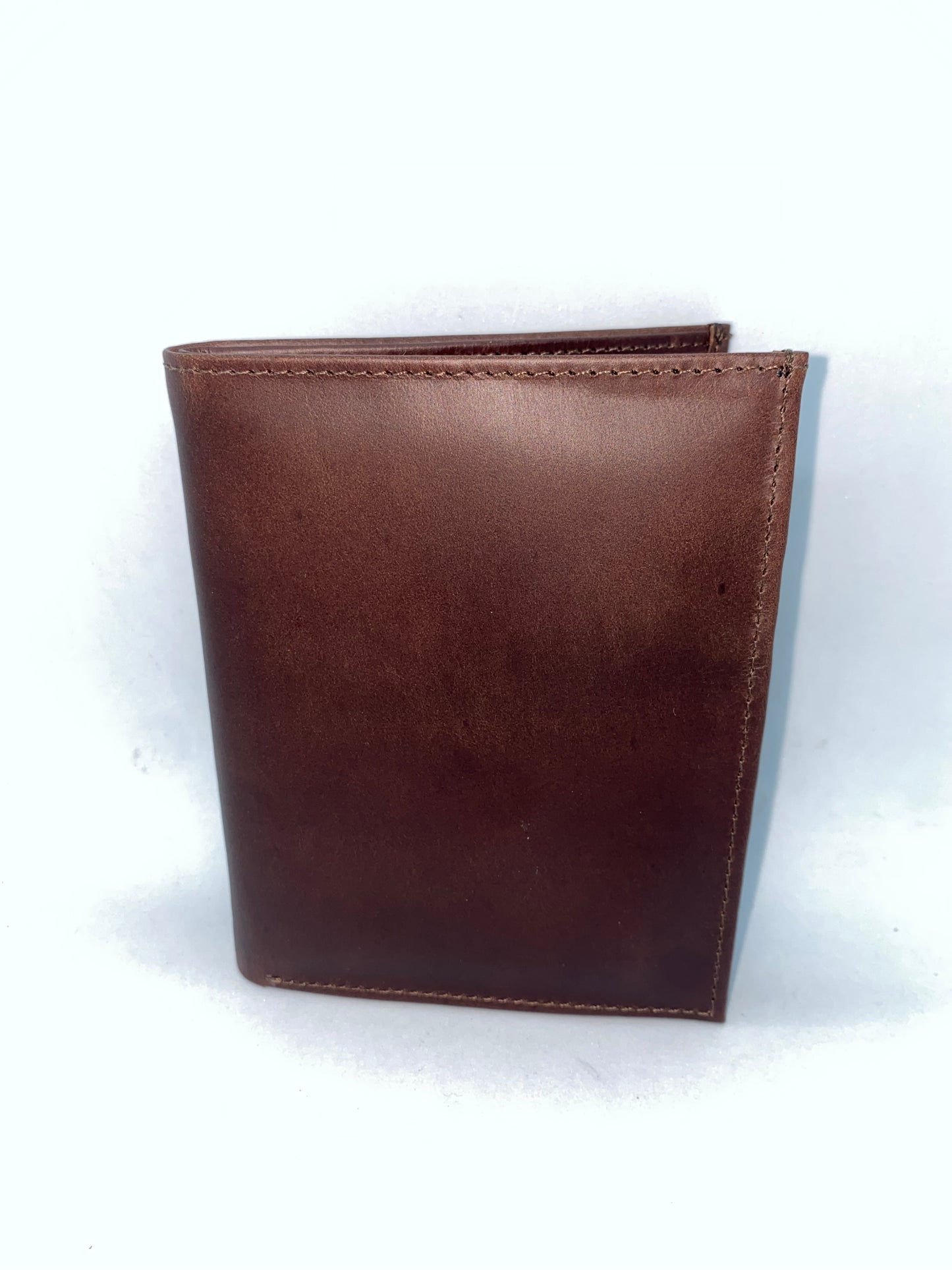 PP538 - Tarjetero porta pasaporte de cuero Graso marca Quality Leather