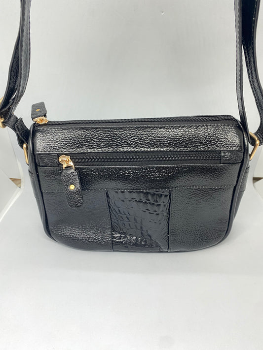 BT45 - Bolsito de cuero Tala de 3 cierres marca Quality Leather