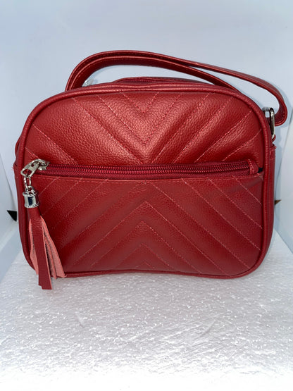 CGB45 - Carriel de cuero Graso Bolichero para dama marca Quality Leather