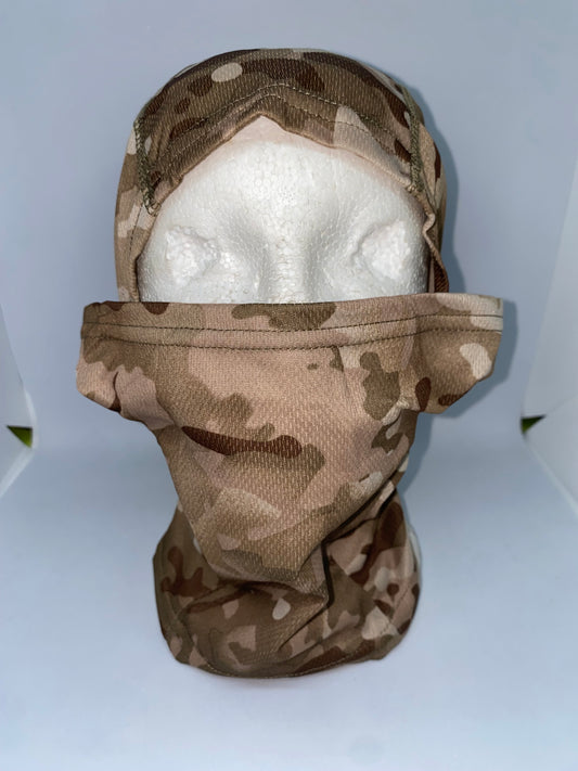 PM10 - Pasa montañas, Balaclava tipo militar