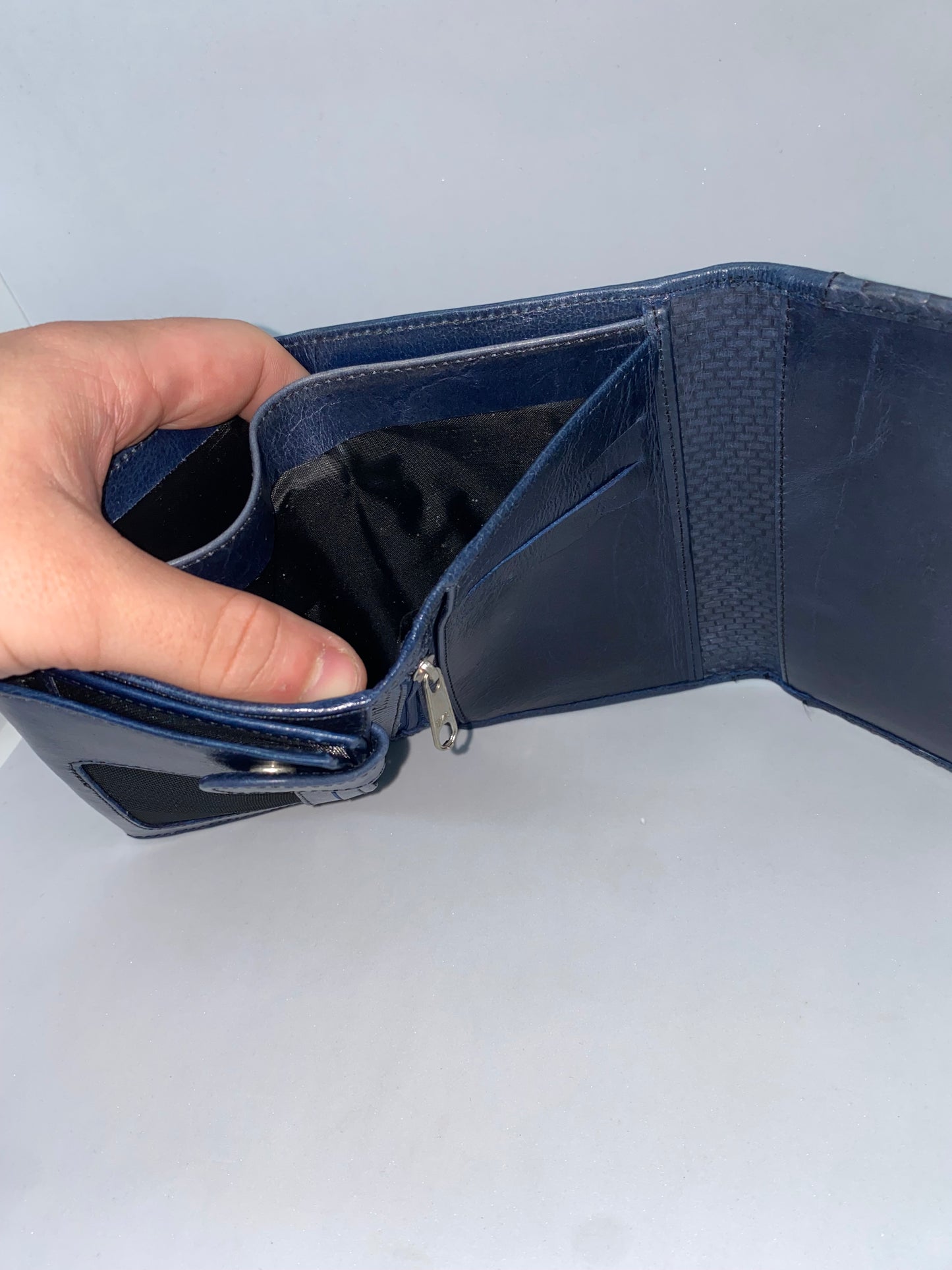 W219 - Wallet de cuero marca Quality Leather de alba
