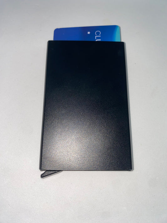 T220 - Tarjetero con protección RFI