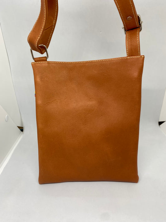 BM40 - Bolso Mola de cuero Tala marca Quality
