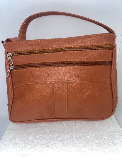 CML58 - Carriel manos libres con doble cierre marca Quality Leather