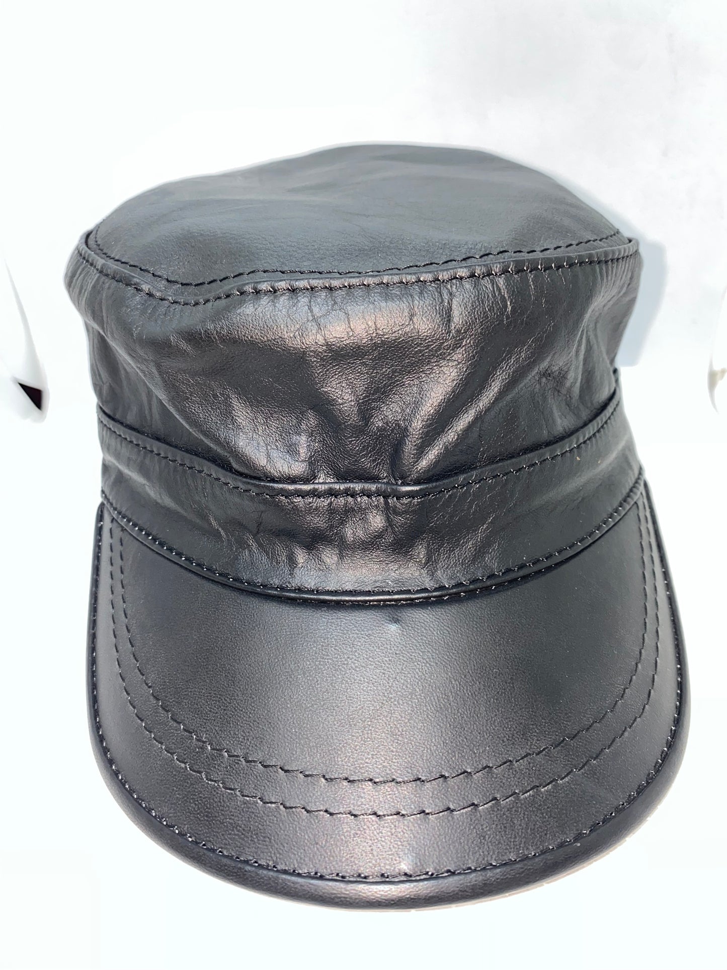 GM35 - Gorra militar de cuero Nappa marca Quality Leather