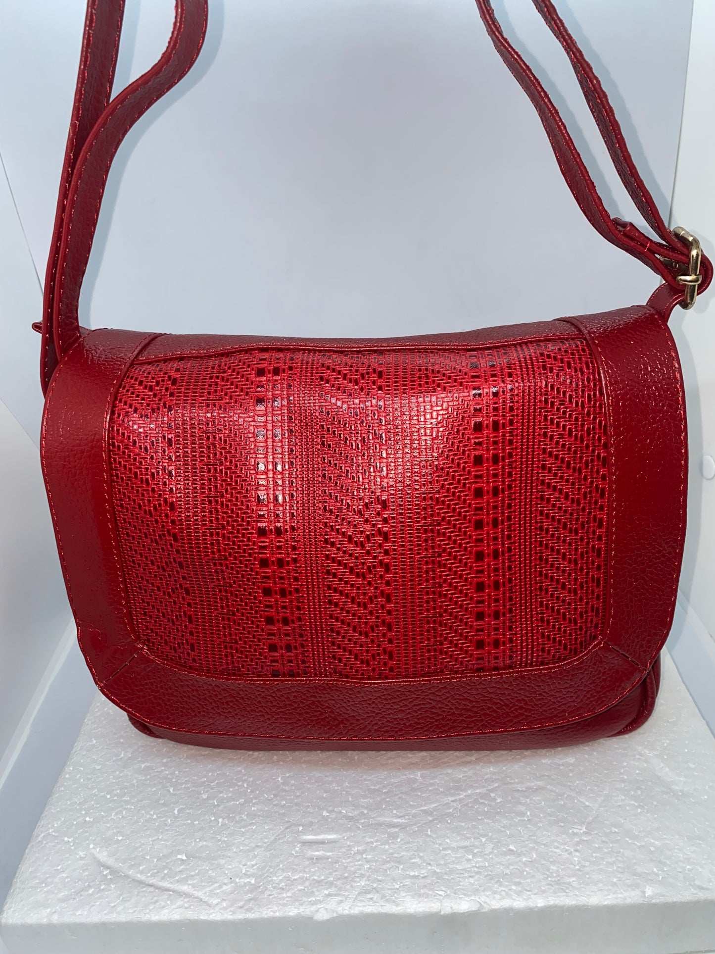BML55 - Bolso manos libres de cuero graso
