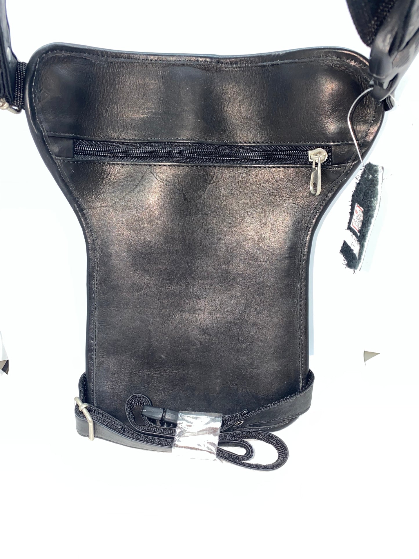 P361 - Piernera de cuero tula grande marca Puro Cuero
