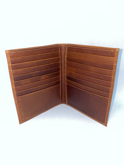 PP538 - Tarjetero porta pasaporte de cuero Graso marca Quality Leather